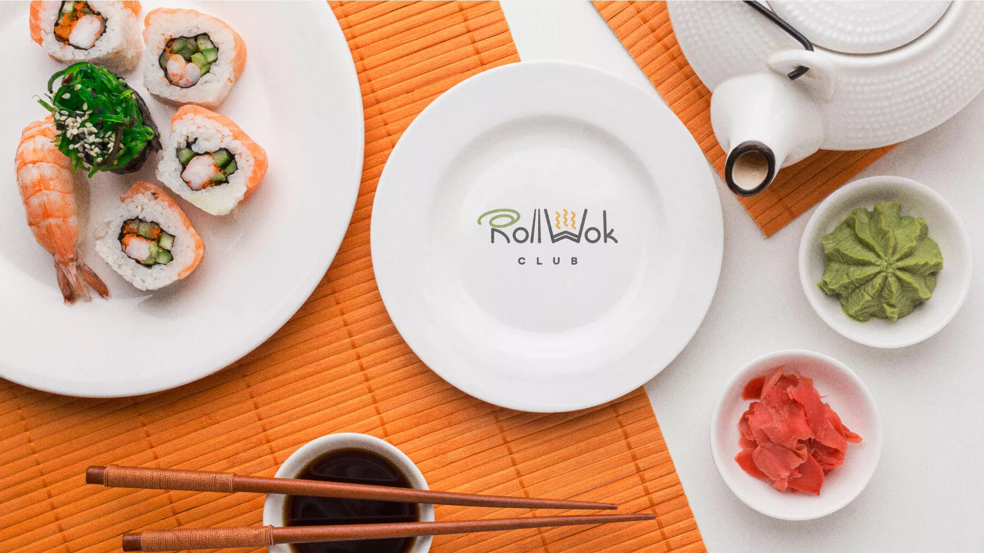 Разработка логотипа и фирменного стиля суши-бара «Roll Wok Club» в Находке